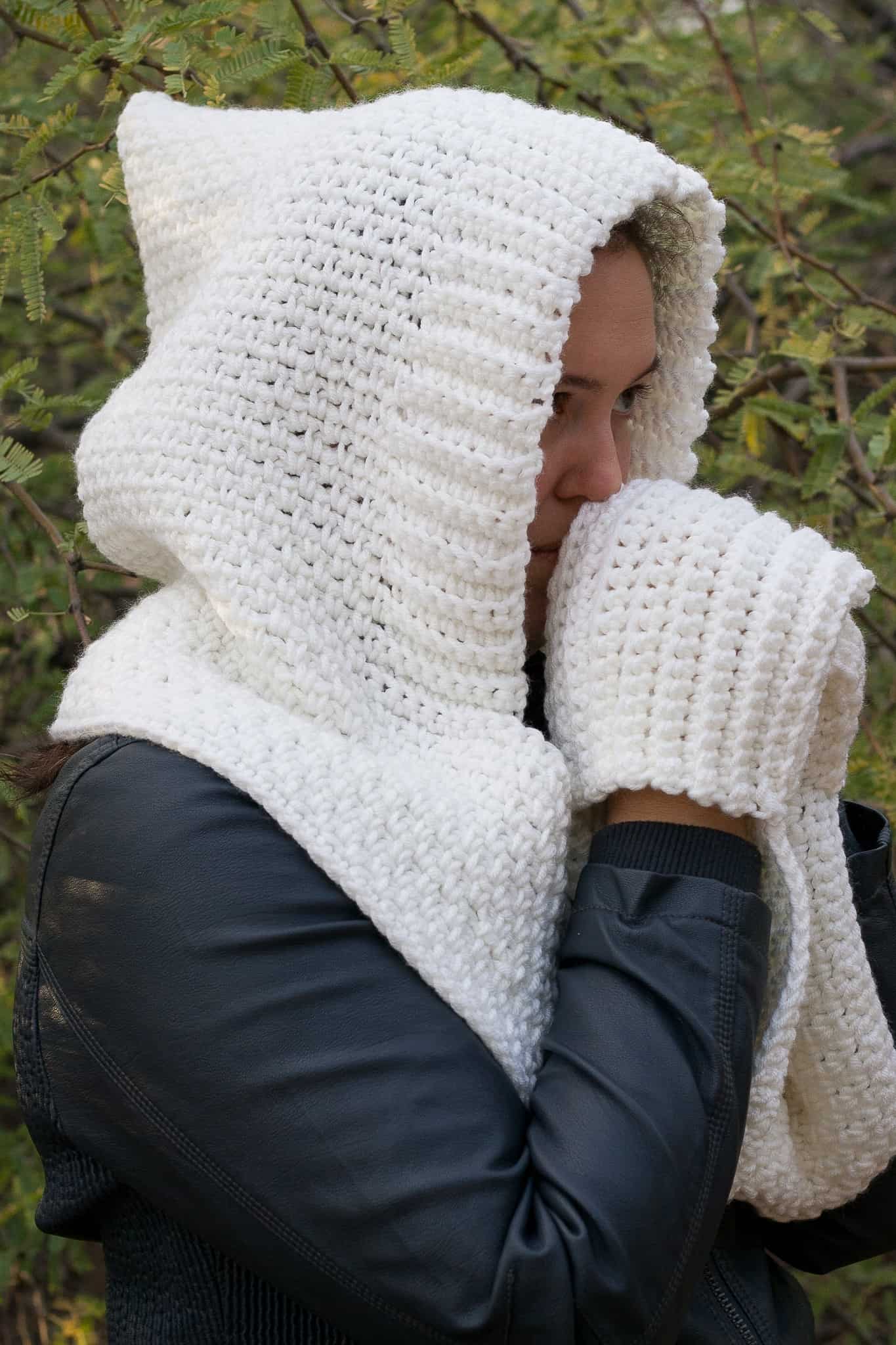 White Crochet Hooded Scarf With Pockets