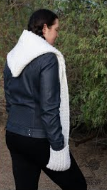 White Crochet Hooded Scarf With Pockets