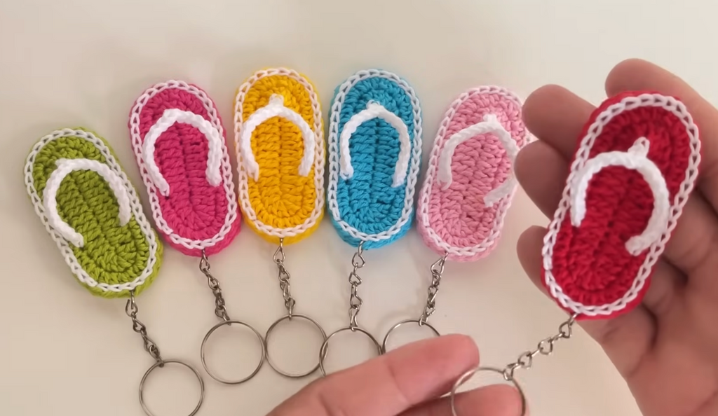 Pack of 6 - Slipper Keychains