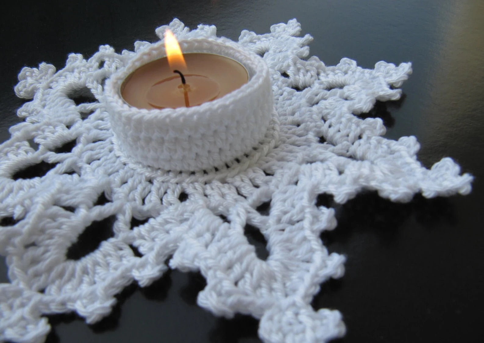 Pack of 2 - Crochet Tealight Holder